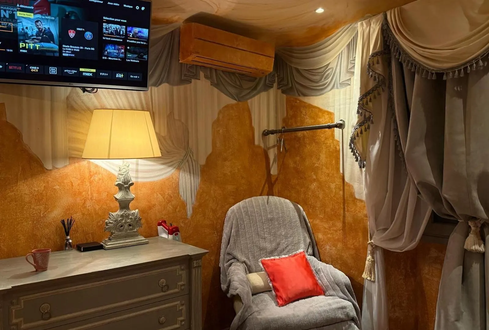 Appartement De Luxe Au Coeur De 圣特罗佩