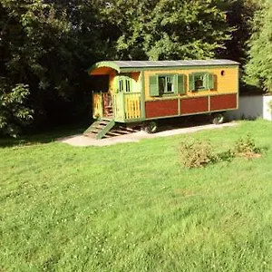 Roulottes De La Suzanne Hébergement de vacances Saint-Donan